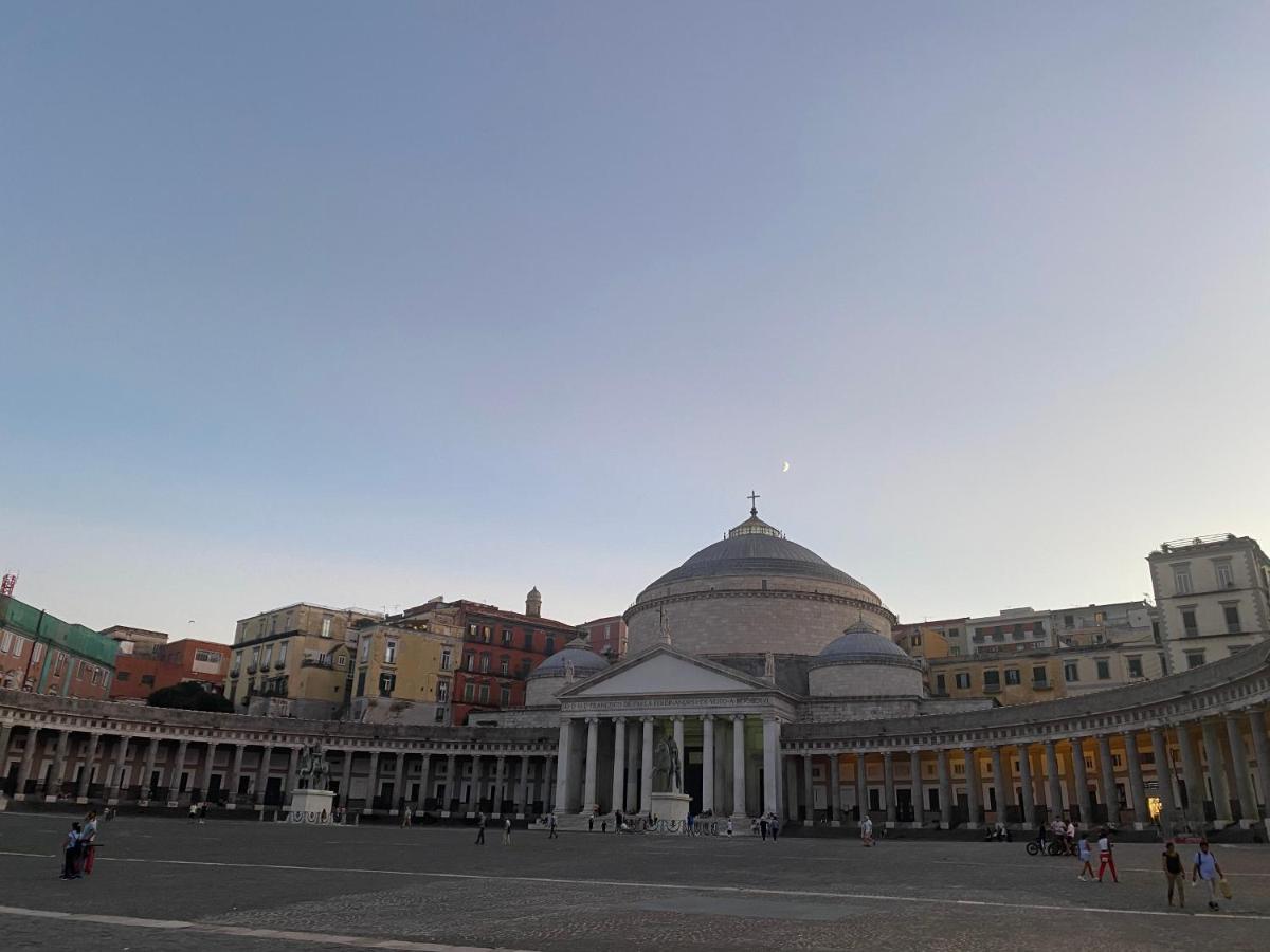 Casa Tiare, The Heart Of Piazza Plebiscito Apartment Napoli Exterior foto